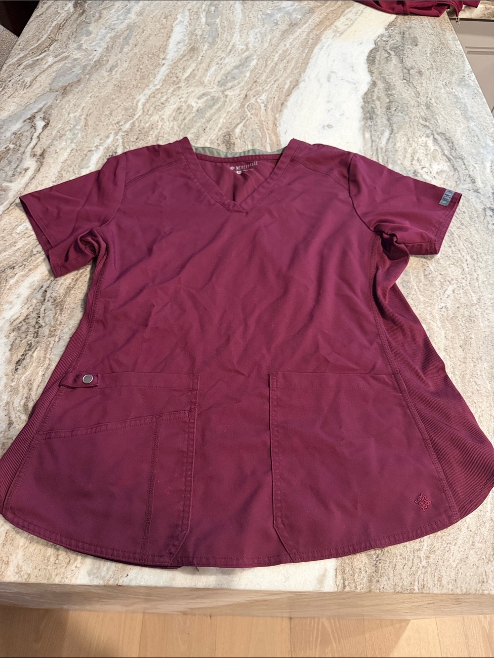 Med Couture V-Neck Tunic and jogger bottoms Scrubs SET in Burgundy